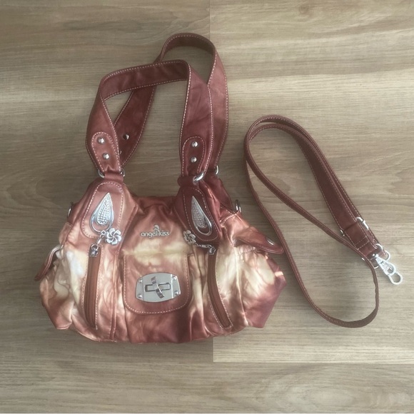 Never used gorgeous leather maroon and white purse. Perfect condition. - Picture 3 of 13